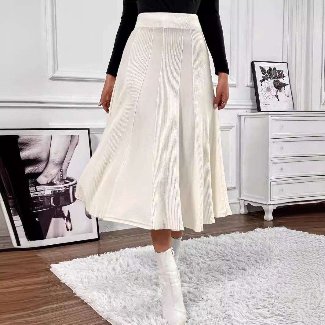 Solid color knitted skirt, commute temperament, wrinkle elasticity, tight waist mid -length skirt